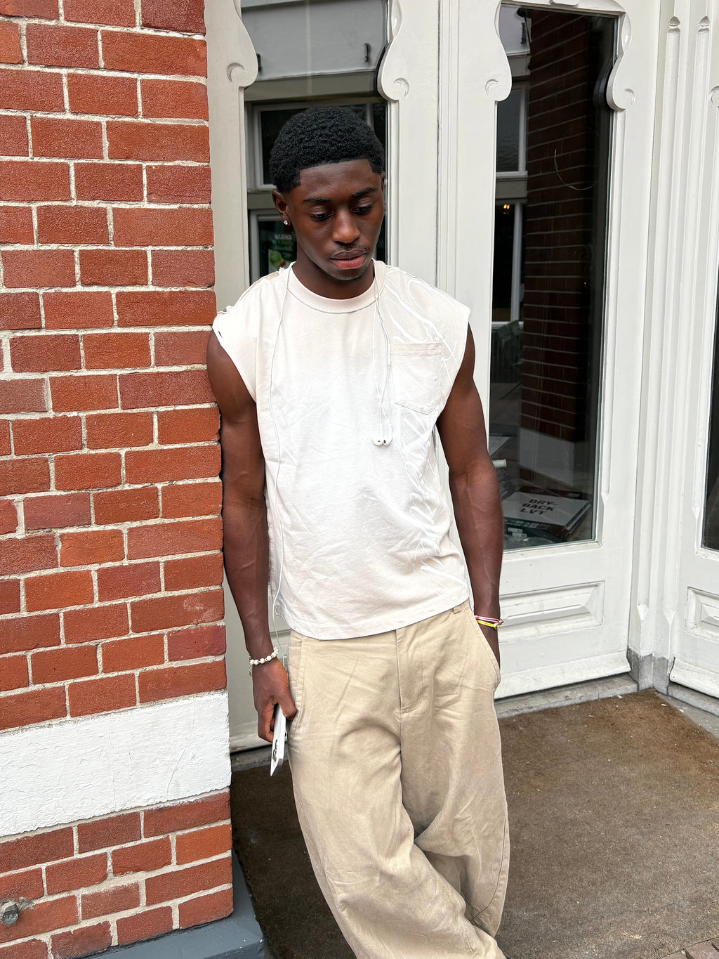 BEIGE SCRIPT TANKTOP