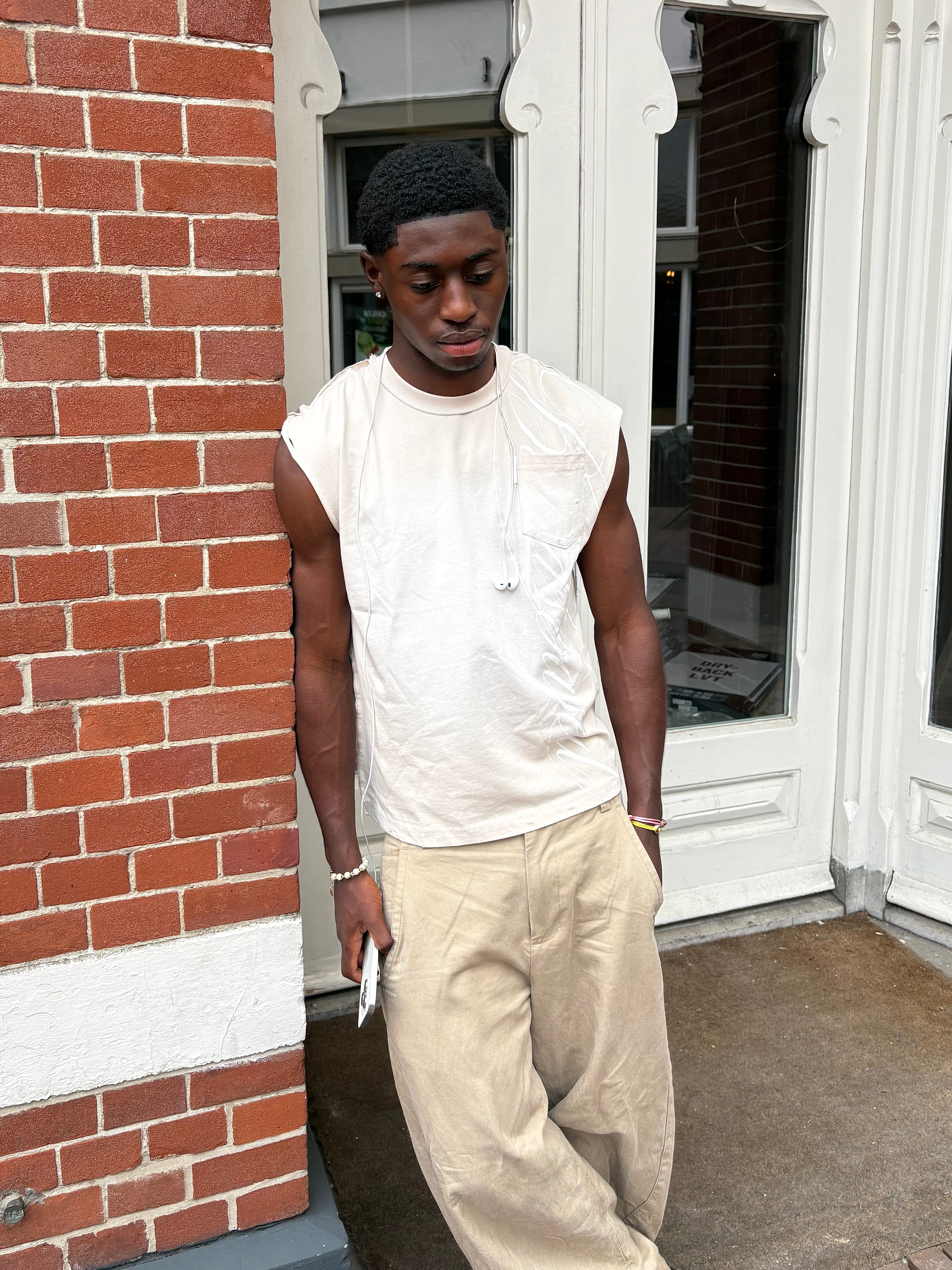 BEIGE SCRIPT TANKTOP