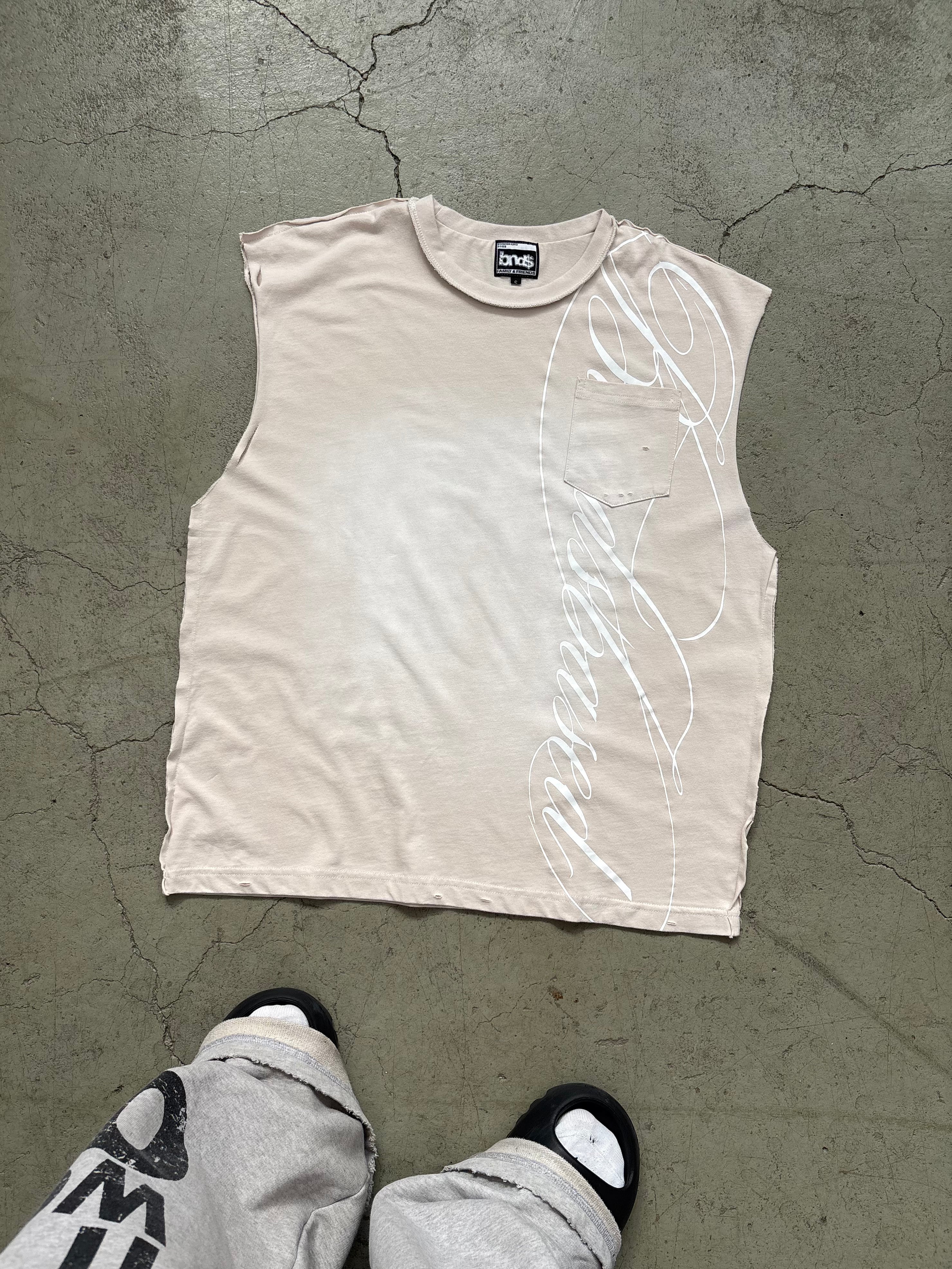 BEIGE SCRIPT TANKTOP