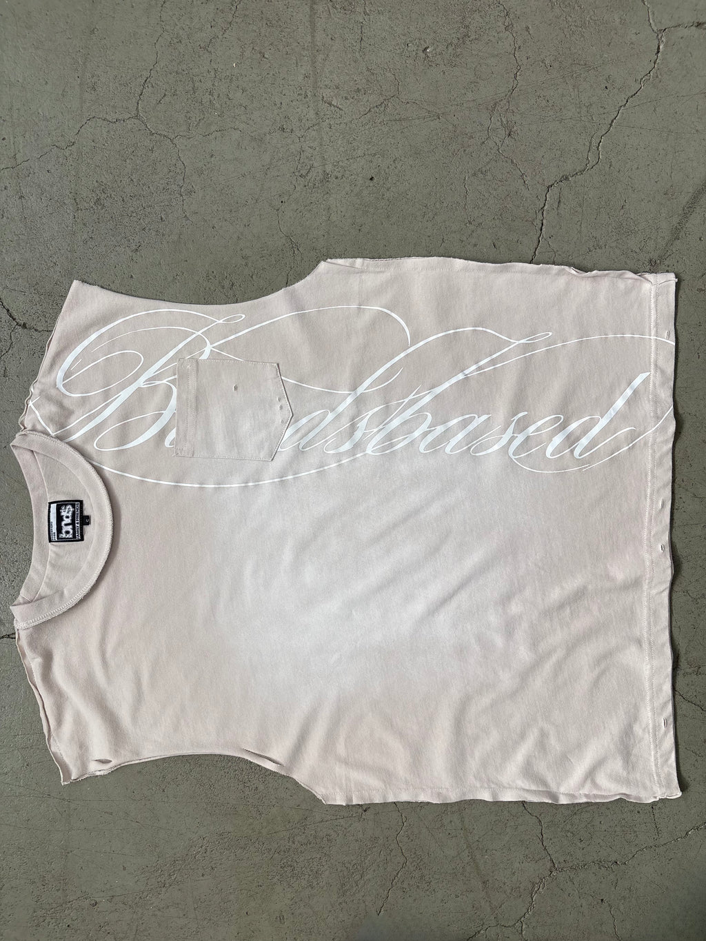 BEIGE SCRIPT TANKTOP
